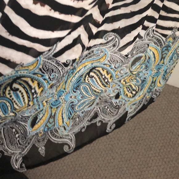 Long dress - Picture 4 of 6